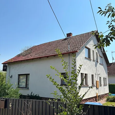 Somlyay's Summer House アパート Balatonalmádi